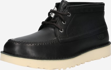 UGG Chukka Boots in Black: front