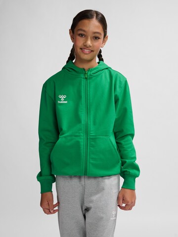 Hummel Sweatshirt in Groen: voorkant