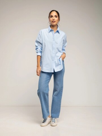 Tantra Shirt 'Camisa oversize con bolsillo delantero' in Blauw
