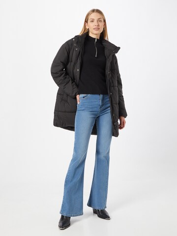 VERO MODA Talvitakki värissä musta