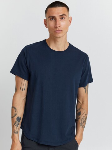 T-Shirt BLEND en bleu : devant
