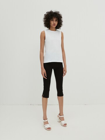 EDITED Slimfit Kalhoty 'Davina' – černá