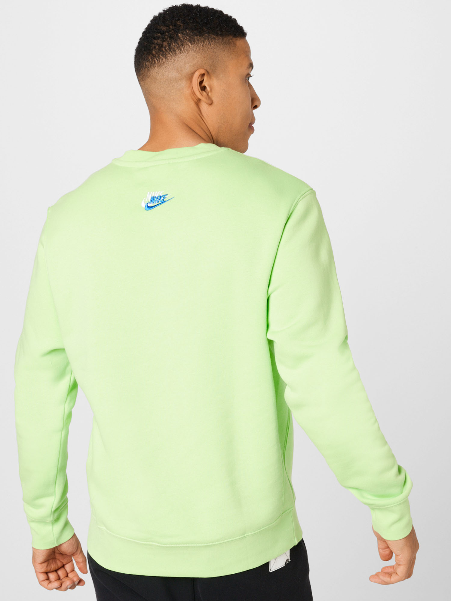 Bluzy Mężczyźni Nike Sportswear Bluzka sportowa w kolorze Jasnozielonym 