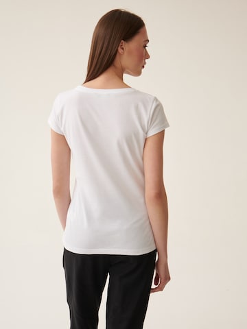 T-shirt 'ANTONIA 2' TATUUM en blanc
