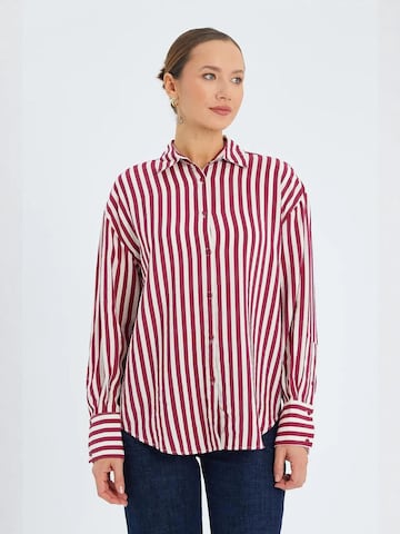 MixRay Blouse in Red: front
