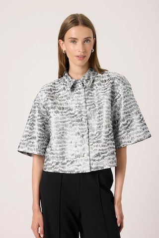 SOAKED IN LUXURY Shirt in Grijs: voorkant