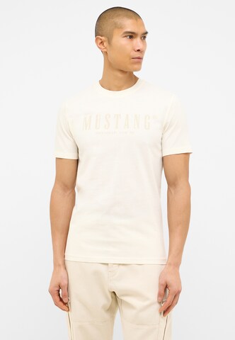 MUSTANG T-Shirt 'Austin' in Weiß: Vorderseite