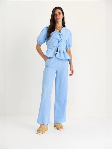 Pantalons de tailleur Bianco Lucci en bleu