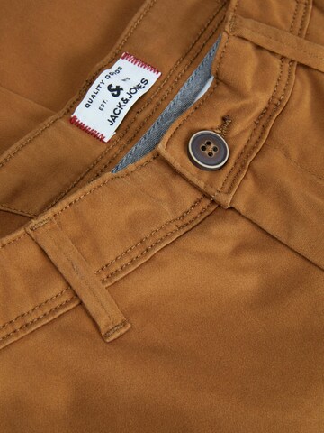 JACK & JONESregular Chino hlače 'Marco' - smeđa boja