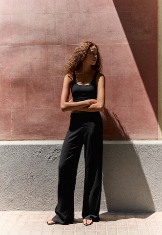 Bershka Wide leg Pants in Black: front
