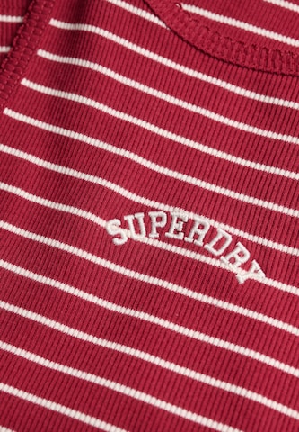 Superdry Top 'Essential' in Red