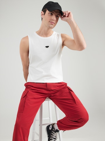 Tricou de la ANTONY MORATO pe alb: față