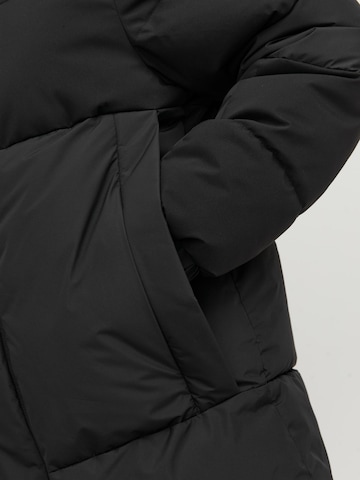 Veste d’hiver 'Force' JACK & JONES en noir