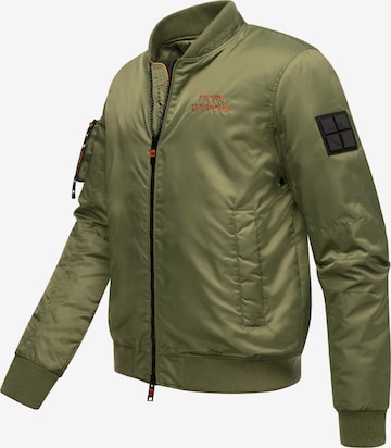 STONE HARBOUR - Chaqueta de entretiempo 'Berkoo' en verde