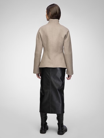 V S P - Chaqueta de invierno 'Leticia' en gris