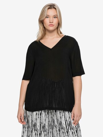 SHEEGO Tunic in Black: front