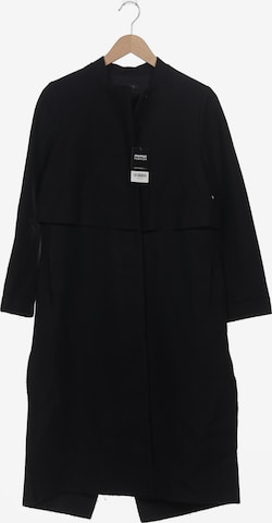 COS Mantel XXS in Schwarz: Vorderseite