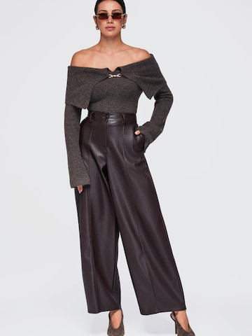 Pullover di Ombre in marrone