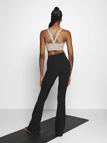Hey Honey - Flared Calças de desporto 'Lilac Breeze' em preto