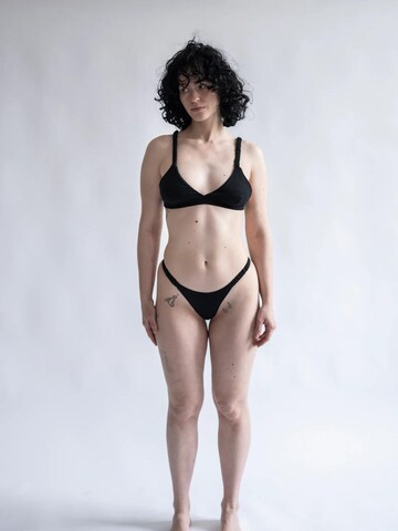 ZUBEK Triangel BH ''Merino Wool'' in Zwart