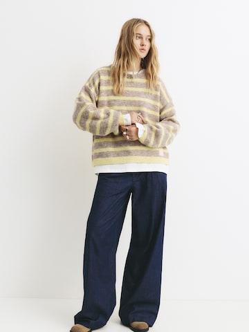 Pull-over Pull&Bear en jaune : devant