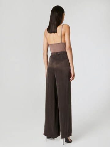 Guido Maria Kretschmer Women Wide leg Trousers in Brown