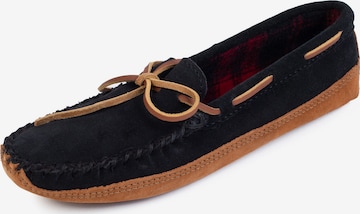 Minnetonka Moccasins in Black: front