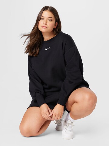 Nike Sportswear Athletic Sweatshirt in Black