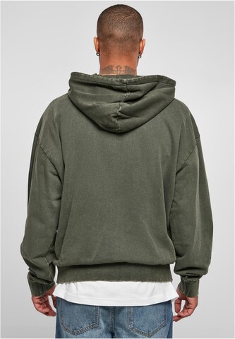 Urban Classics Sweatshirt in Green