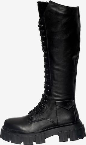 CESARE GASPARI Lace-Up Boots in Black: front