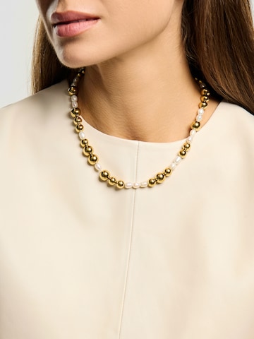 Chaîne 'Tone Damli  - Pearls' A&C Oslo – Nordic Design Jewellery en or : devant