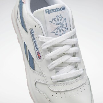 Baskets basses Reebok en blanc