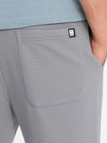 Effilé Pantalon 'PASK-0129' Ombre en gris