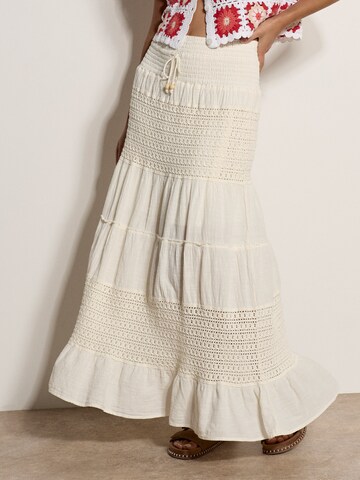 Gonna ' ' di Apricot in beige
