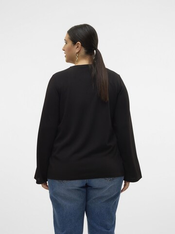 Vero Moda Curve Shirt 'GIRA' in Zwart