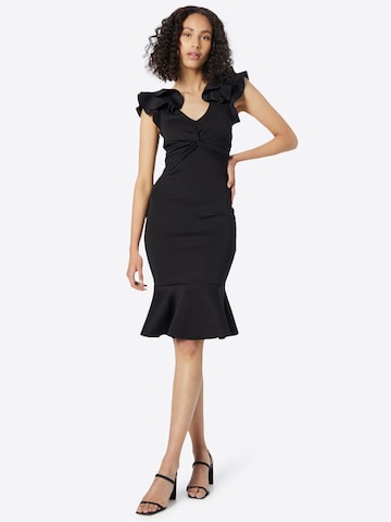 Rochie de cocktail de la Lipsy pe negru