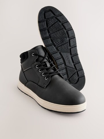 Stivale stringato di Next in grigio