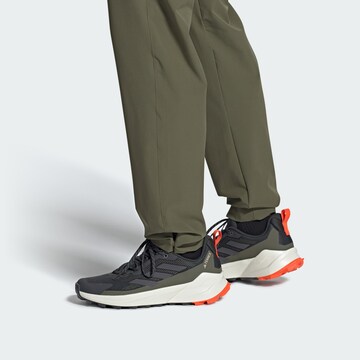 ADIDAS TERREX Halbschuh 'Trailmaker 2.0' in Grau