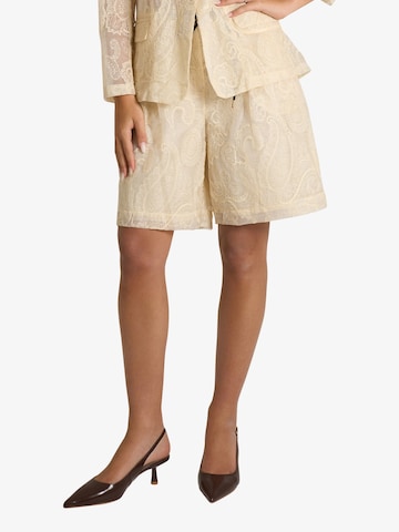 SOUVENIR Wide leg Pleat-Front Pants in Beige: front