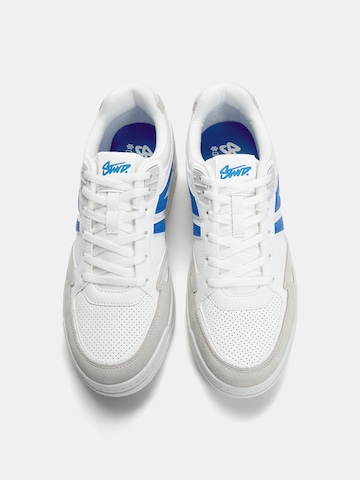 Baskets basses 'BAMBA STREET' Pull&Bear en blanc
