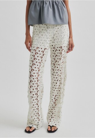 SECOND FEMALE Regular Pants 'Coralie' in Grey: front