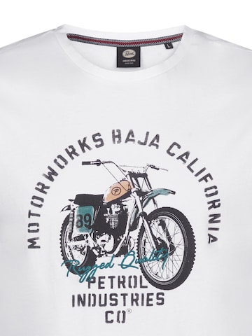 T-Shirt 'Classic' Petrol Industries en blanc