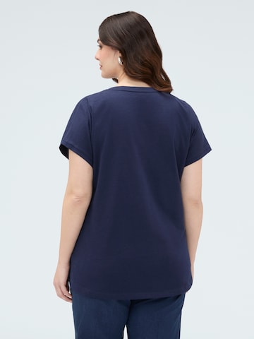 Fiorella Rubino - Camiseta en azul