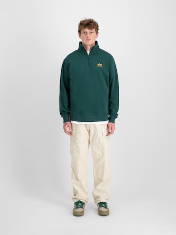 ALPHA INDUSTRIES Sweatshirt in Green