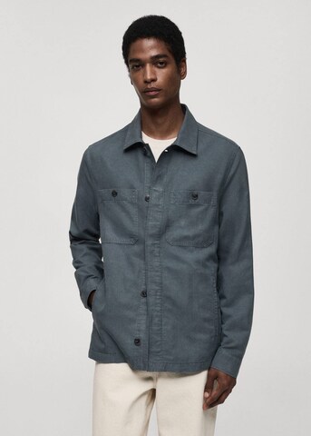 MANGO MAN Slim fit Button Up Shirt 'delave' in Blue: front