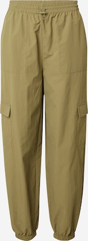 ABOUT YOU Regular Cargo Pants 'Emma' in Green: front