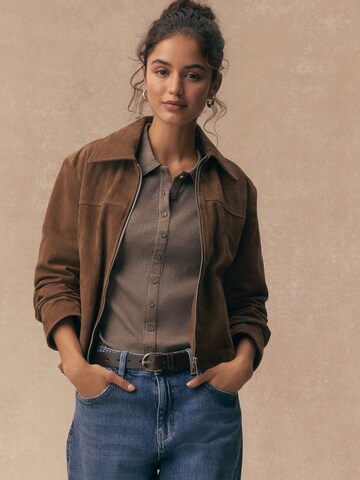 T-shirt Next en gris : devant