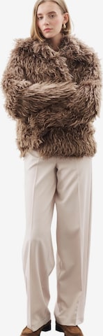 MANUKA Winterjacke in Braun: Vorderseite
