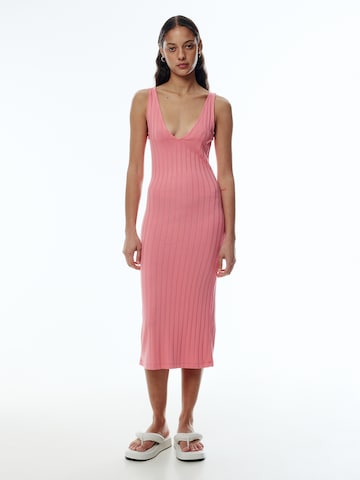 Robe 'Quanna' EDITED en rose : devant