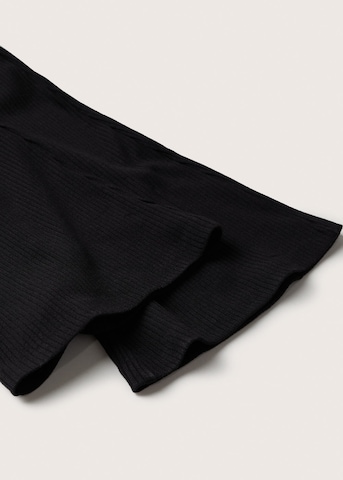 MANGO Rozkloszowany krój Spodnie 'Mirta' w kolorze czarny